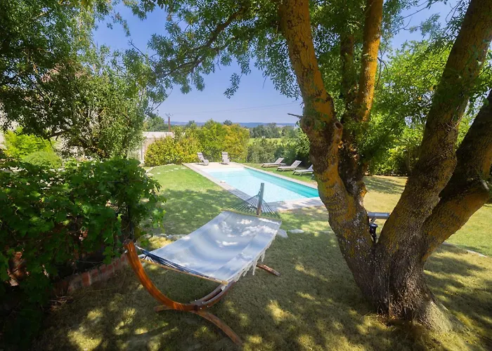 Gasthuis Domaine Des Peries - D'hotes 3*