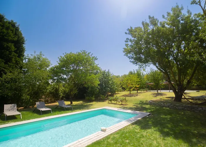 Gasthuis Domaine Des Peries - D'hotes 3*